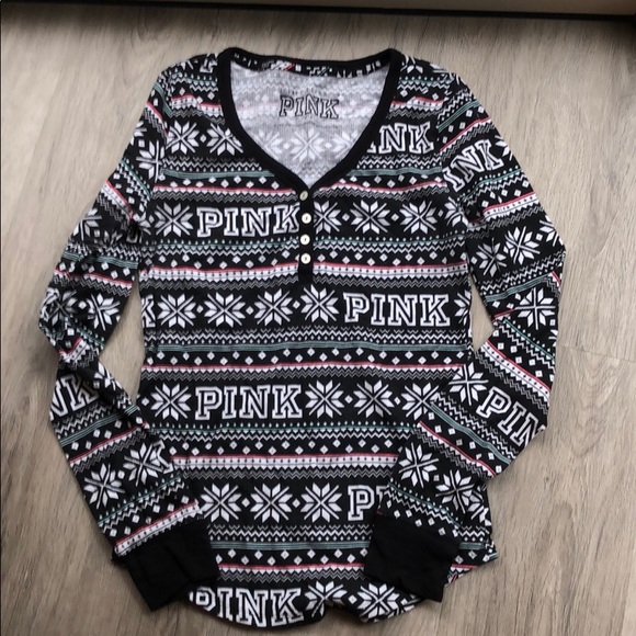 PINK Victoria's Secret Women's Black and White Patterned Sleepwear Top - Picture 1 of 4